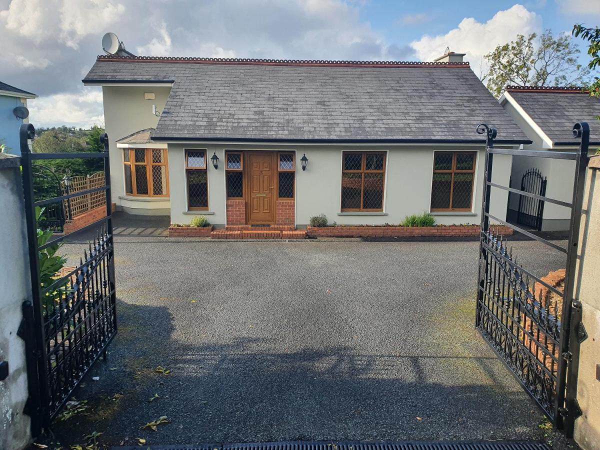Bed and Breakfast Hillcrest House Carrick-on-Shannon Екстер'єр фото