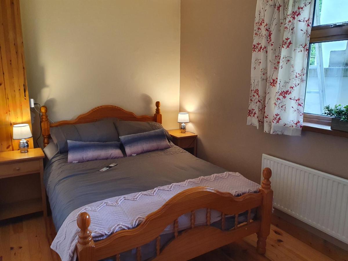 Bed and Breakfast Hillcrest House Carrick-on-Shannon Екстер'єр фото