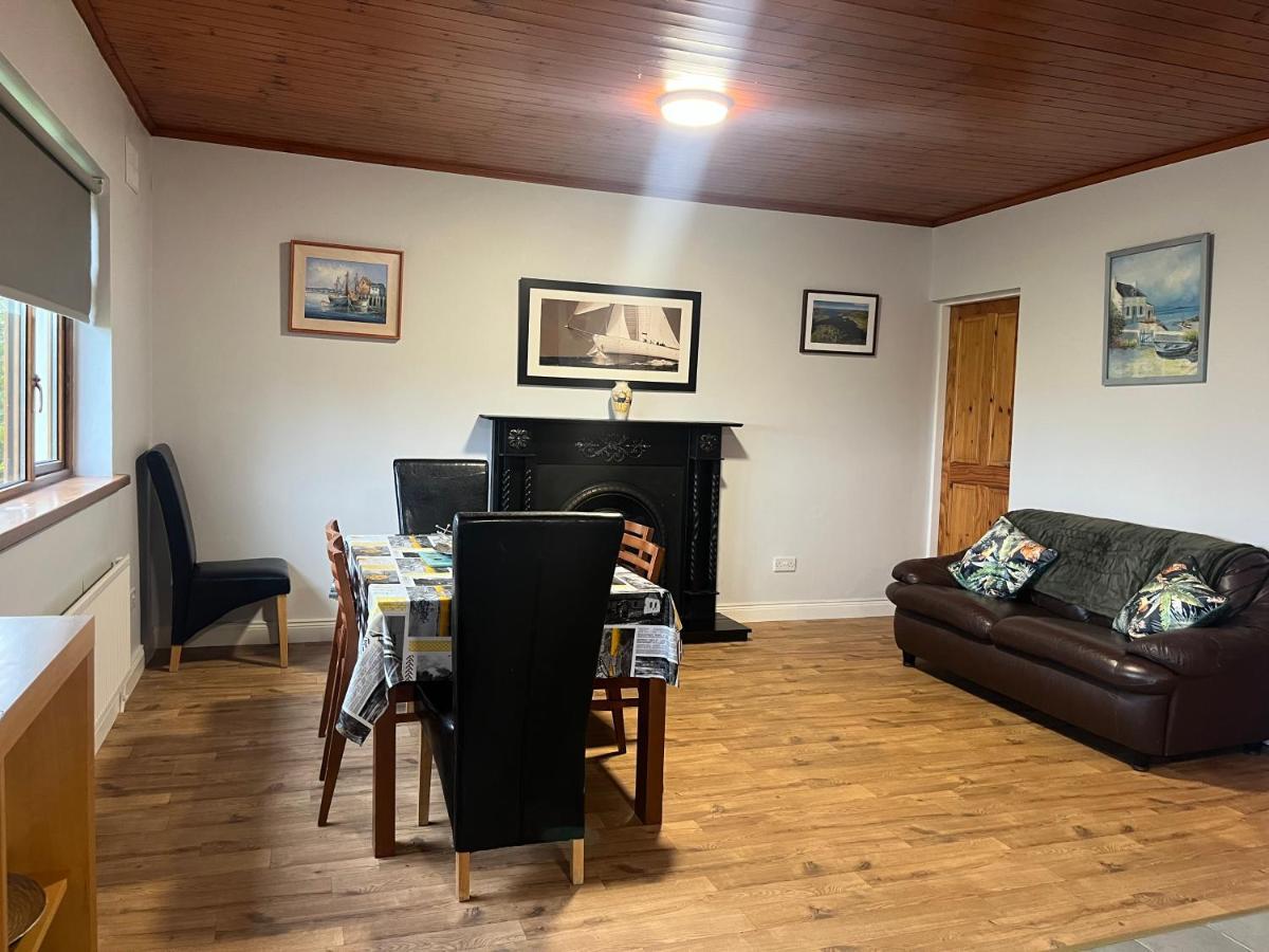Bed and Breakfast Hillcrest House Carrick-on-Shannon Екстер'єр фото