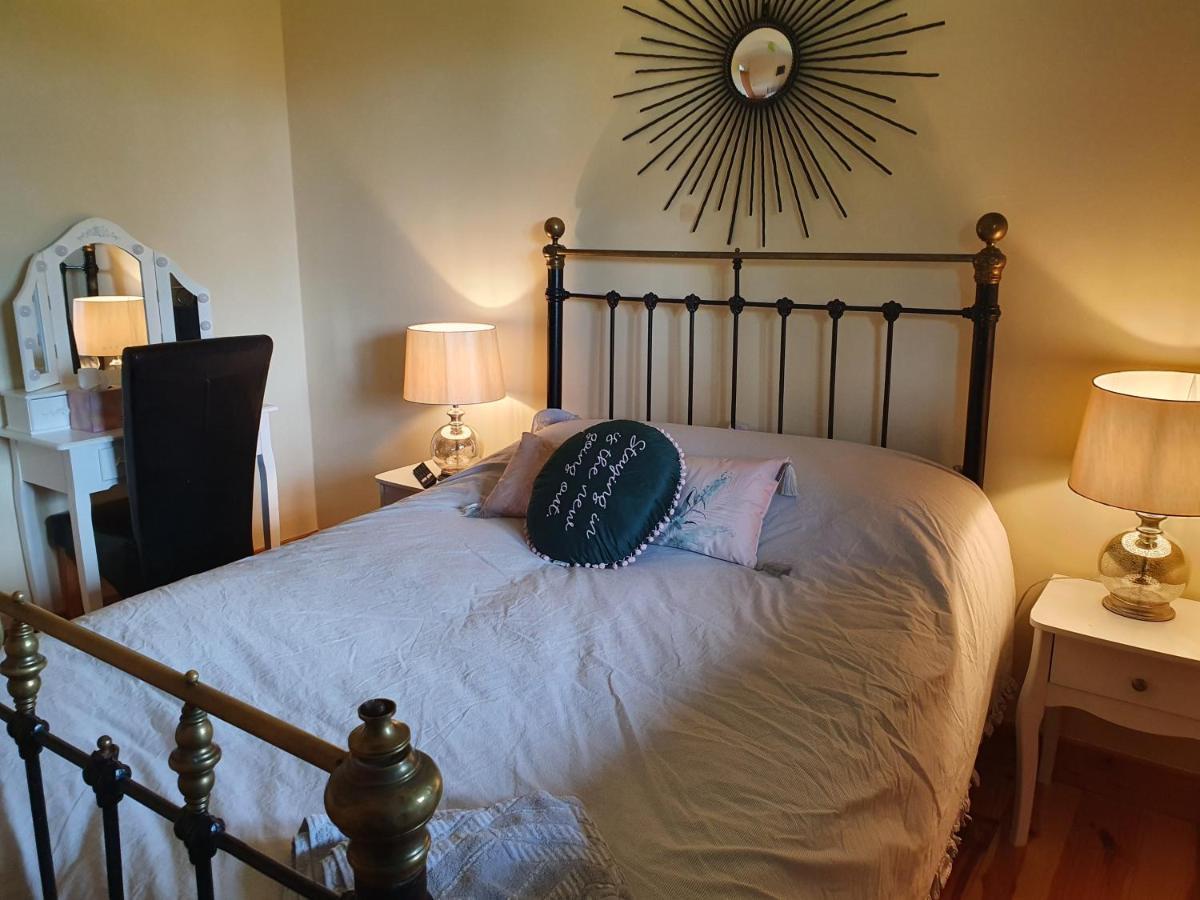 Bed and Breakfast Hillcrest House Carrick-on-Shannon Екстер'єр фото